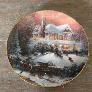 Bradford Exchange All Friends Are Welcome Decorative Plate